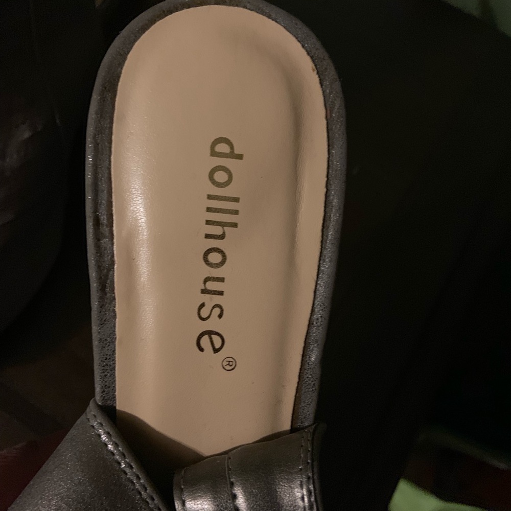 Women’s peep toe bootie